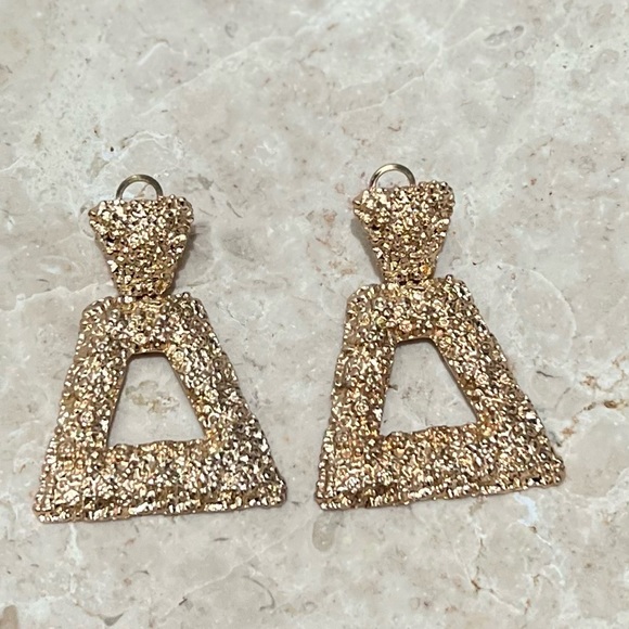 Zara Geometric Textured Earrings - Picture 1 of 5